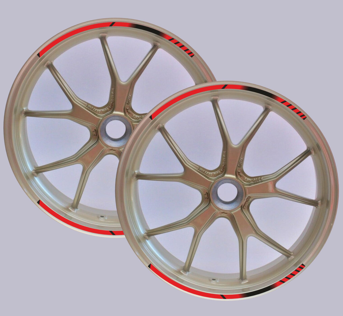 DualColorStampe Strisce Adesive Cerchi Moto 17 Pollici – Set per 2 Ruote – Design Racing Rosso e Nero – Resistenti a Pioggia e Sole – Adesivi Ruote Moto Lucidi – Modello D0134