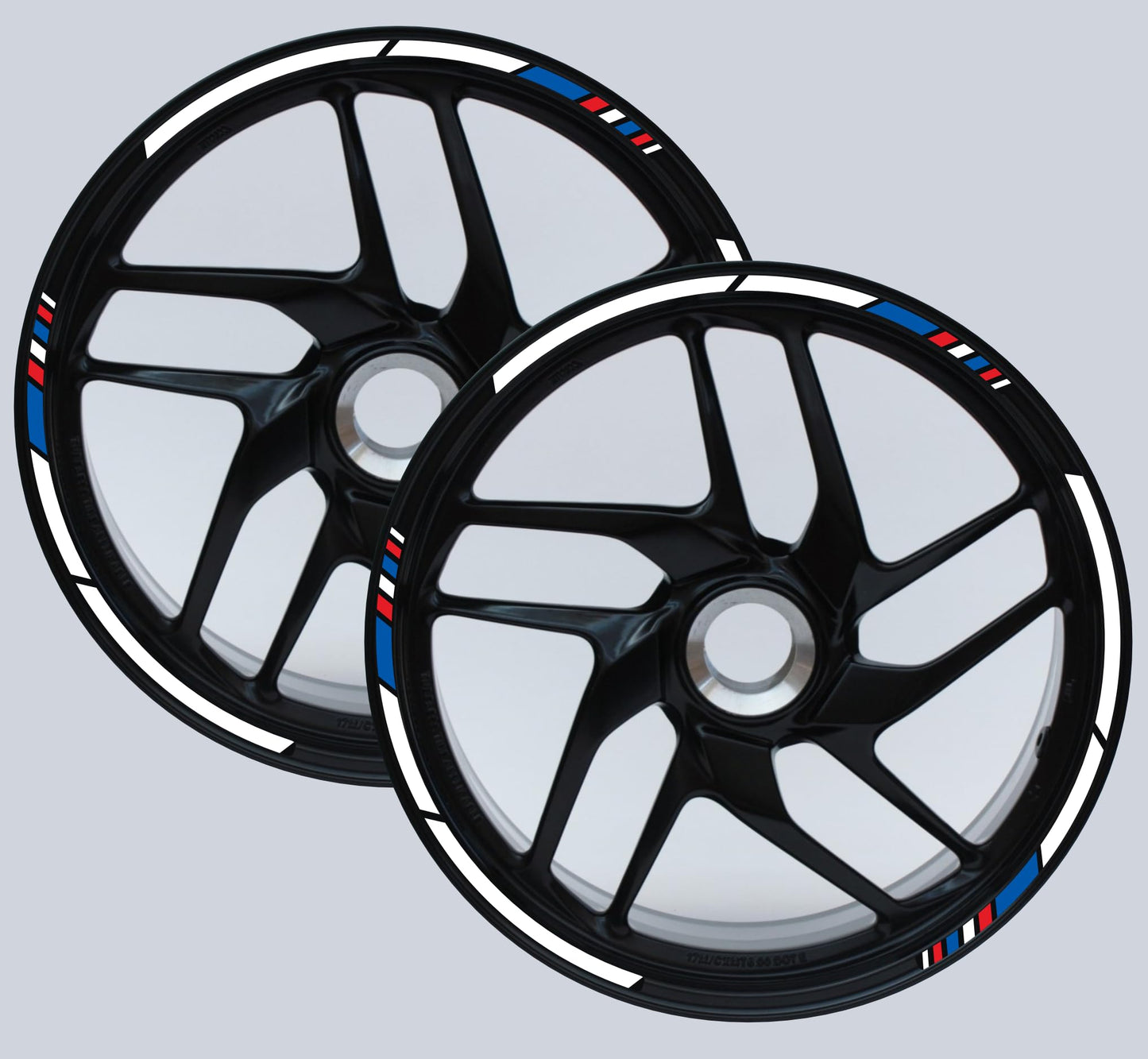 DualColorStampe Strisce Adesive Cerchi Moto 17 Pollici – Set per 2 Ruote – Design Racing Rosso Bianco Blu e Nero – Resistenti a Pioggia e Sole – Adesivi Ruote Moto Lucidi – Modello D0137