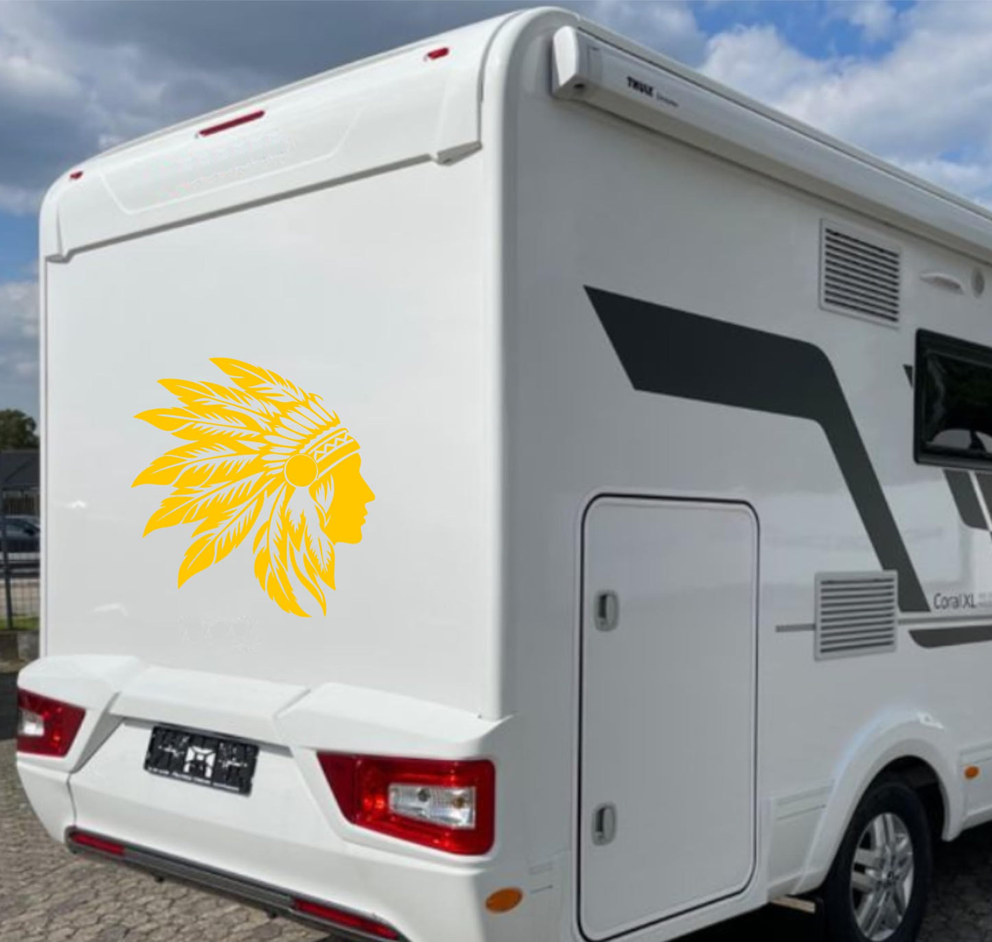 Adesivi stickers camper Indiano con piume frase frasi -caravan roulotte- accessori grafiche fiancata scegli colore cod. 0436 (cm 56 x60)