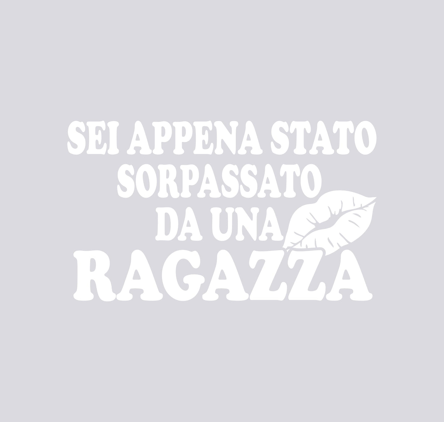 DualColorStampe® Adesivi per auto divertenti stickers auto divertenti stickers casco moto camper frase divertente sei appena stato sorpassato da una ragazza - 0402