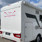 Adesivo sticker camper frase frasi CASA È DOVE LA PARCHEGGI -caravan roulotte- accessori grafiche fiancata scegli colore cod. 0426 (cm 56 x 25)